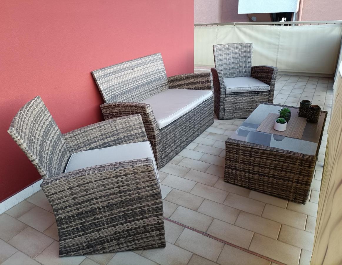 Appartement Casa A Un Passo Dal Mare à Vintimille Extérieur photo