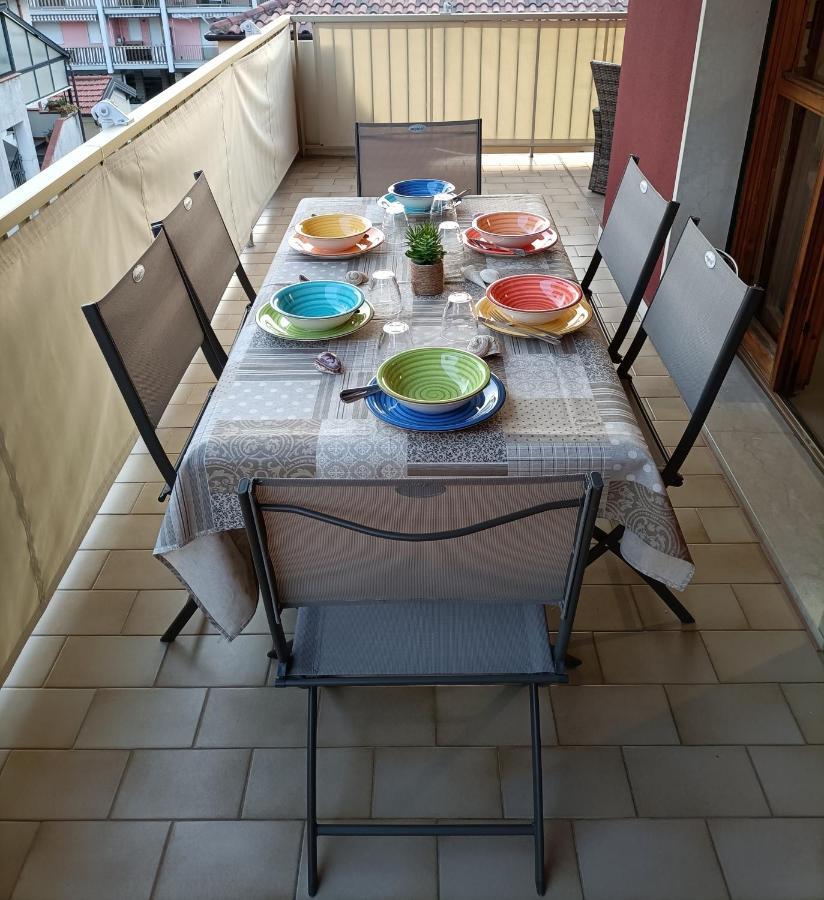 Appartement Casa A Un Passo Dal Mare à Vintimille Extérieur photo